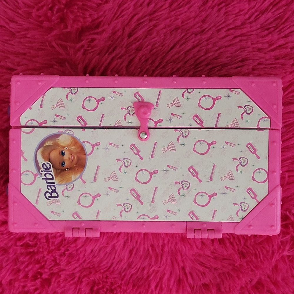 Barbie accessory case